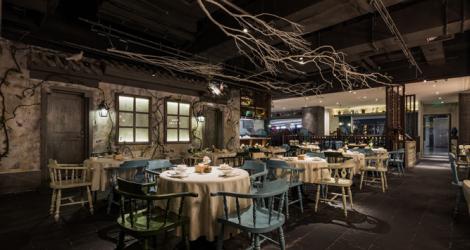 “隨物成器，巧在其中” 高品質(zhì)接待會所。